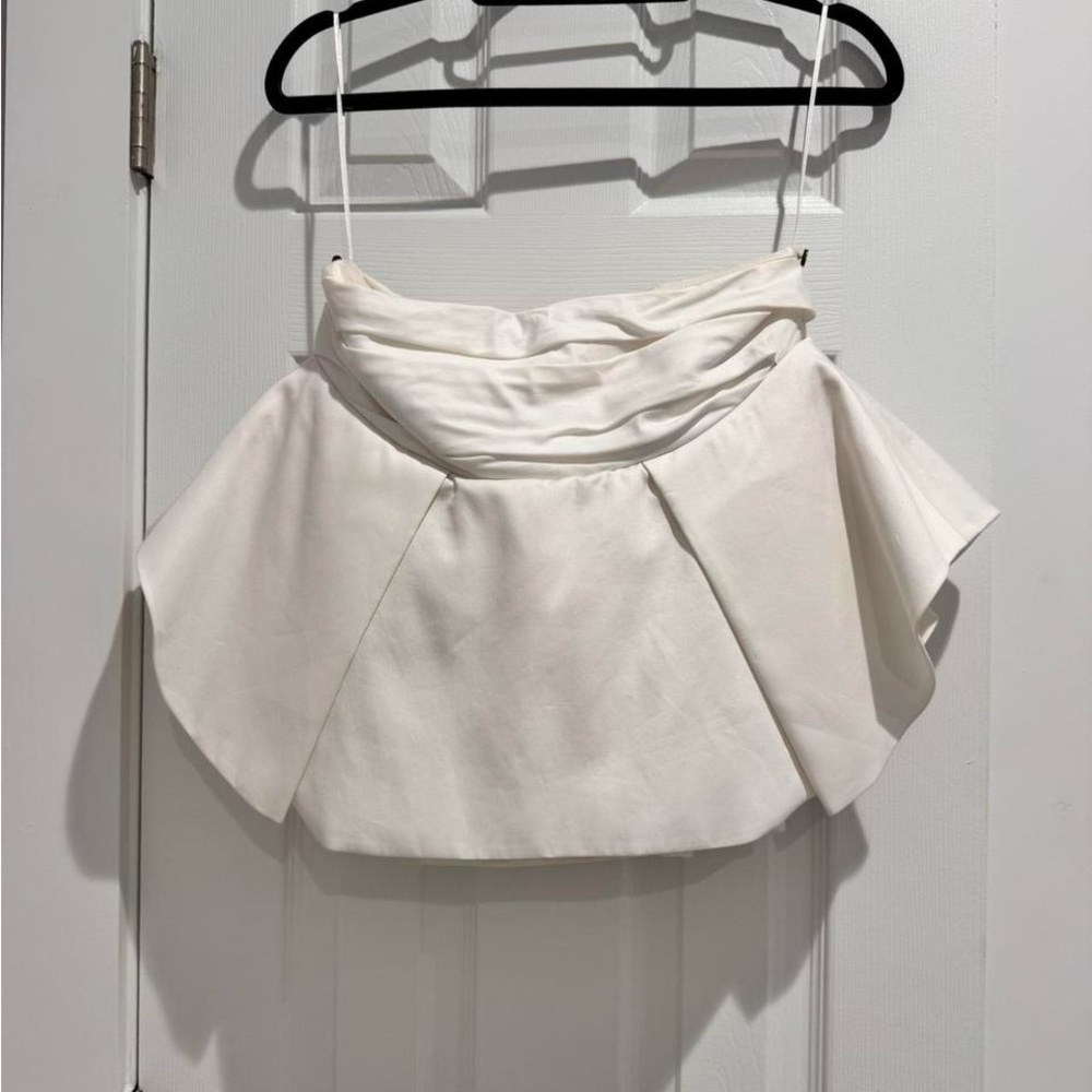 KHAITE Cream Sculpted top